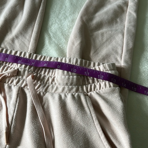 Gymshark Blush Pink Joggers - Picture 7 of 10